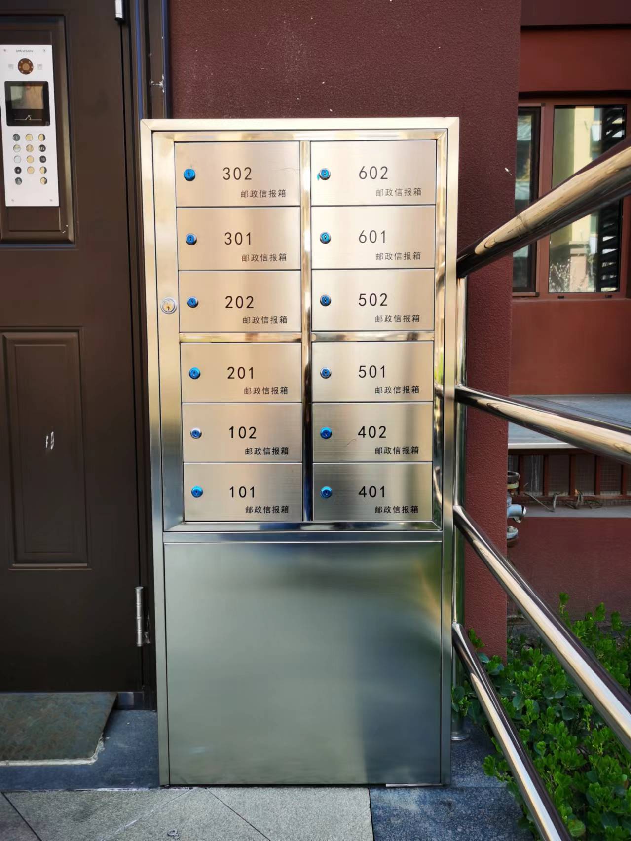 落地式信报箱
